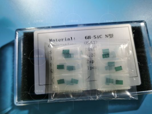 Enig Kristal 5*5mm 6 H-N Polished Silicon Carbide Wafeltje