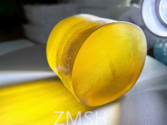 Gouden kunstmatige saffier ruwe edelsteen Mohs hardheidsschaal van 9 kristal voor sieraden