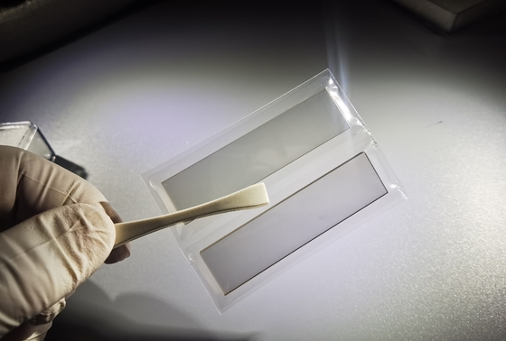 Goede prijs Het aangepaste SIC Wafeltje Enig Crystal Window Piece 60 X 10 X 0.5mm van het Siliciumcarbide online