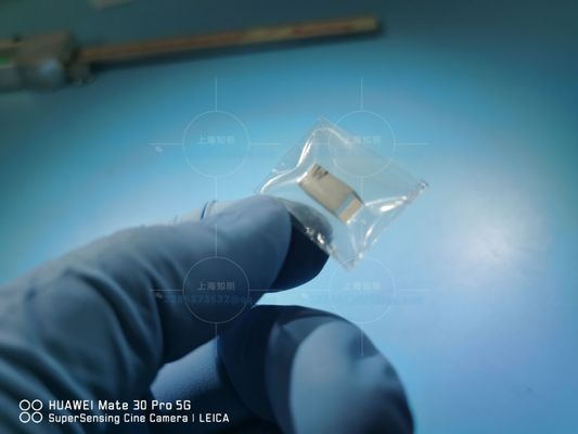 Goede prijs 5x5mmt de Koolstof Optische Lens van het hoge Zuiverheids undoped 4h-semi sic Silicium online